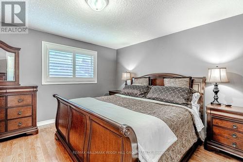 35 Benjamin Lane, Barrie, ON 