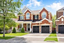 191 ROBIRWIN STREET Whitchurch-Stouffville, ON L4A 0V9