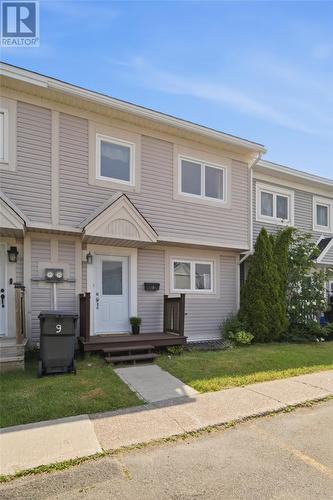 9 White Place, Mount Pearl, NL 