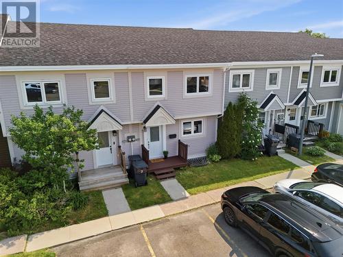 9 White Place, Mount Pearl, NL 