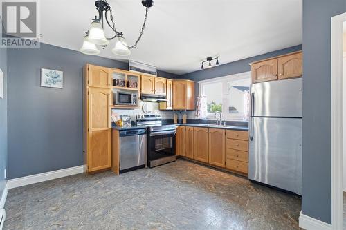 9 White Place, Mount Pearl, NL 