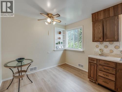 720 Third Street, Nelson, BC - Indoor Photo Showing Other Room