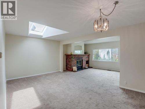 720 Third Street, Nelson, BC - Indoor With Fireplace