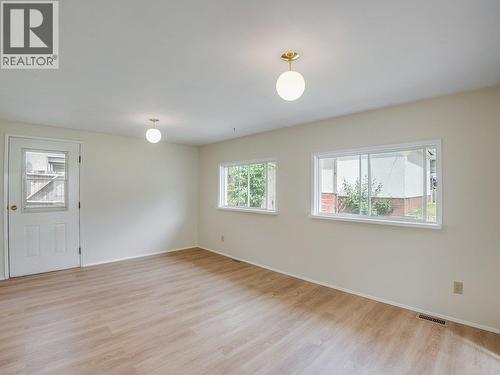 720 Third Street, Nelson, BC - Indoor Photo Showing Other Room
