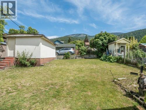 720 Third Street, Nelson, BC - Outdoor