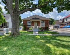 193 BRIGHT Street Sarnia, ON N7T 4E8