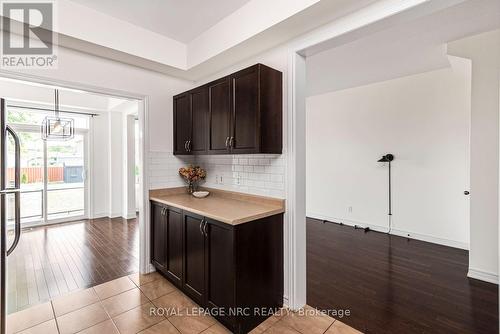 Open to the dining and living room - 22 - 45 Seabreeze Crescent, Hamilton, ON 