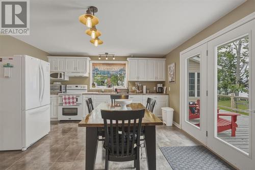 2761 Hawdon Dr, Richards Landing, ON 