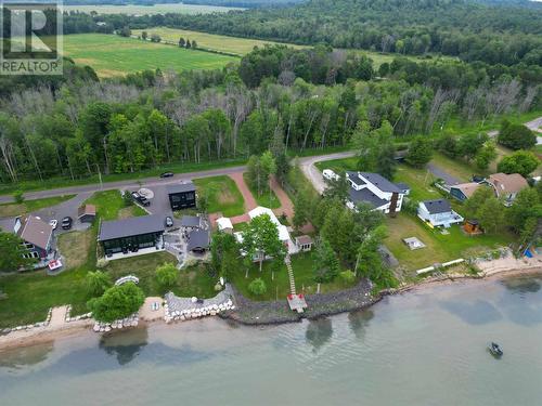2761 Hawdon Dr, Richards Landing, ON 