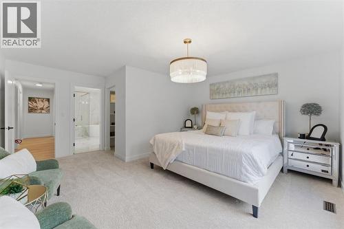 4904 Valiant Drive Nw, Calgary, AB 