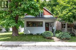47 WITHERSPOON Street  Dundas, ON L9H 2C4