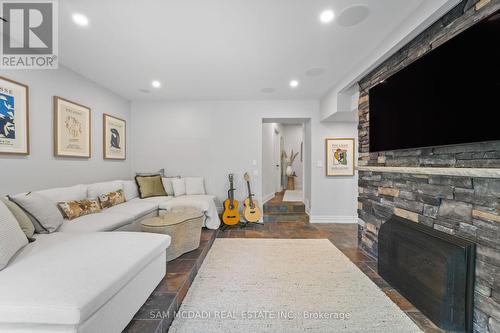 1273 Queen Victoria Avenue, Mississauga, ON - Indoor With Fireplace