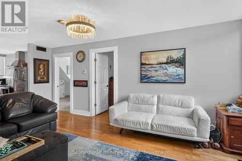 In-law suite - 1978 Henderson Line, Otonabee-South Monaghan, ON 