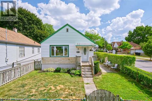 1127 TRAFALGAR STREET  London East (East M), ON N5Z 1H1