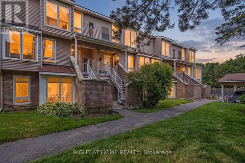 15 - 6B SHEHYN LANE  Ottawa, ON K2G 4Y2