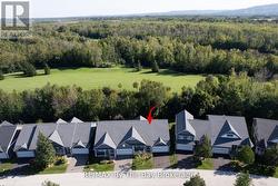 32 GREEN BRIAR DRIVE Collingwood, ON L9Y 5H9