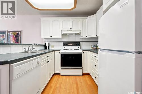 18 Greensboro Drive, Regina, SK 