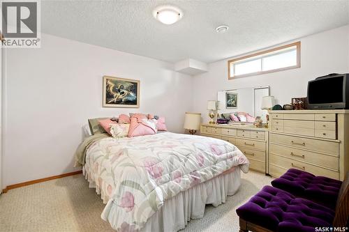 18 Greensboro Drive, Regina, SK 