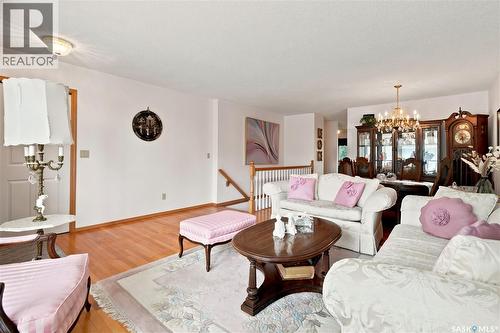 18 Greensboro Drive, Regina, SK 