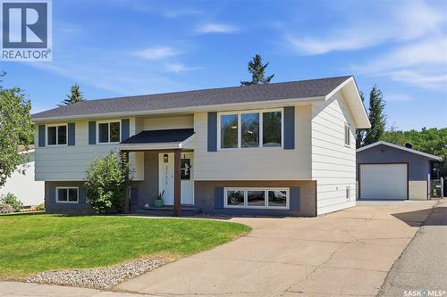 3120 Hogeweide DRIVE  Prince Albert, SK S6V 6X9