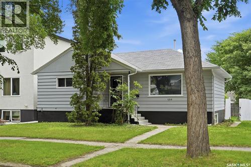 1318 B Avenue N, Saskatoon, SK 