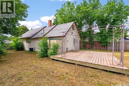 528 Ominica Street E, Moose Jaw, SK 