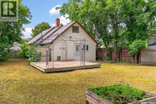 528 Ominica Street E, Moose Jaw, SK 