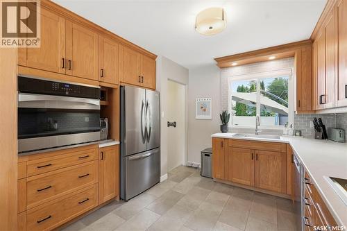 2221 Munroe Avenue S, Saskatoon, SK 