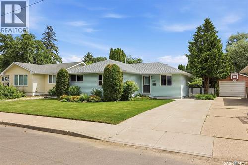 2221 Munroe Avenue S, Saskatoon, SK 