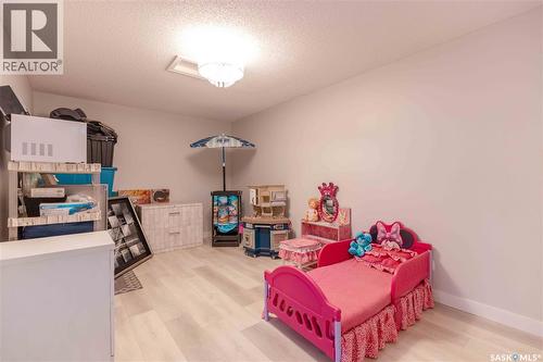 206 Braemar Bay, Saskatoon, SK 