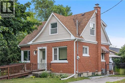 1099 UNION Street  Kitchener, ON N2H 6J9