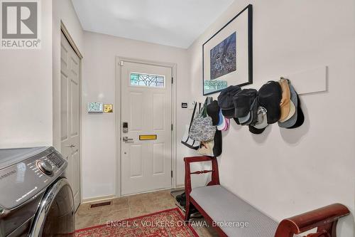 1907 Fairmeadow Crescent, Ottawa, ON 