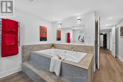 1907 Fairmeadow Crescent, Ottawa, ON 