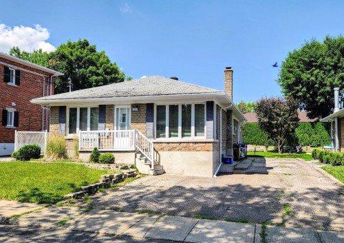 2890 Rue De Francheville  Trois-Rivières, QC G8Z 1Z3