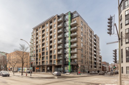 Front of Structure - 316-555 Boul. René-Lévesque E., Montréal (Ville-Marie), QC - Outdoor With Balcony With Facade