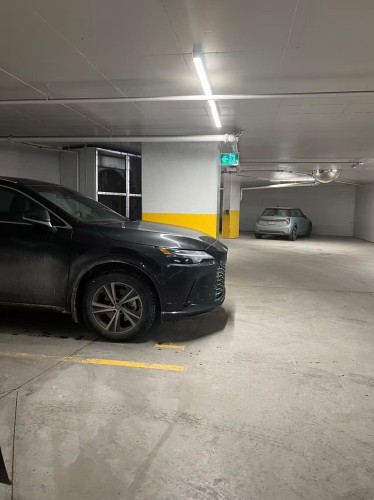 Garage - P4-174-1288 Rue St-Antoine O., Montréal (Ville-Marie), QC 