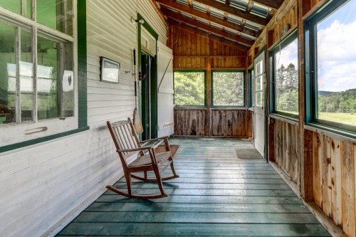 Véranda - 8 Ch. Thomson O., Arundel, QC 