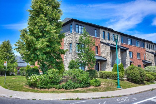 Façade - 5268 Av. Eliot, Laval (Chomedey), QC - Outdoor