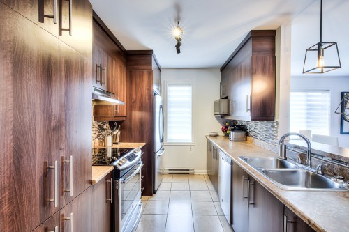 Cuisine - 5268 Av. Eliot, Laval (Chomedey), QC - Indoor Photo Showing Kitchen With Double Sink