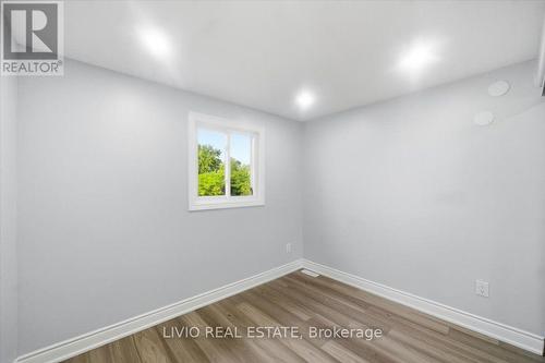 4002 Brandon Gate Drive, Mississauga, ON - Indoor Photo Showing Other Room