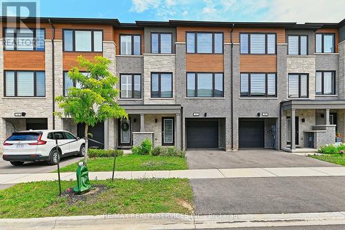 52 HUMBERSTONE DRIVE  Halton Hills, ON L7G 0P6