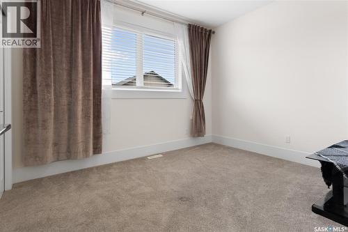 202 Glacial Shores Cove, Saskatoon, SK 