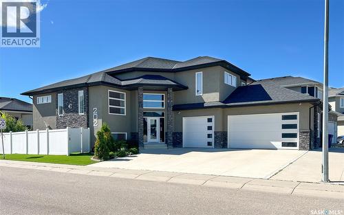 202 Glacial Shores Cove, Saskatoon, SK 