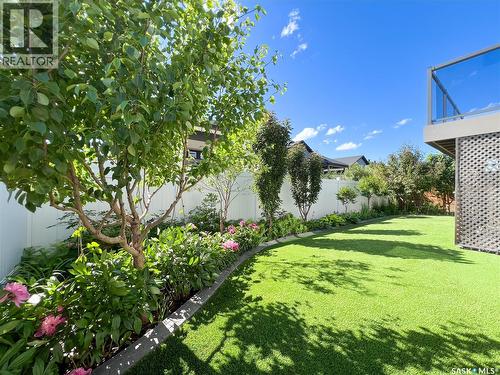 202 Glacial Shores Cove, Saskatoon, SK 