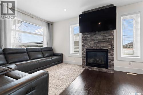 202 Glacial Shores Cove, Saskatoon, SK 