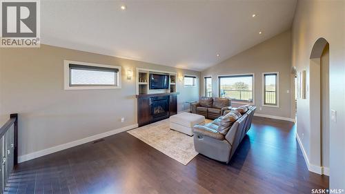 8095 Fairways West Drive, Regina, SK 