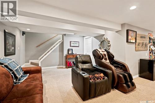 52 Tucker Crescent, Saskatoon, SK 