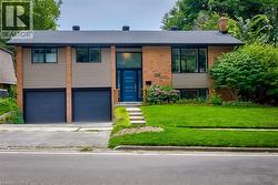 2128 DUNEDIN Road Oakville, ON L6J 5V3