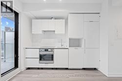 3113 - 230 SIMCOE STREET Toronto, ON M5T 1T4
