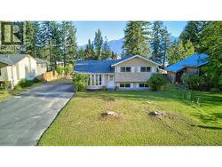 1325 Pine Drive Golden, BC V0A 1H1